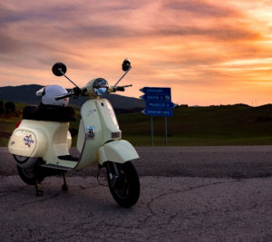 Home STAR TUSCANY Tramonto Toscana Vespa